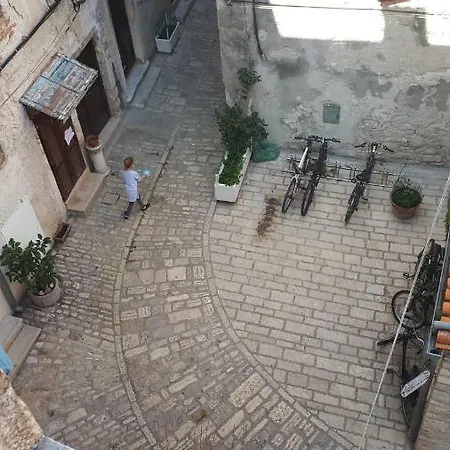 Old Town Apartman